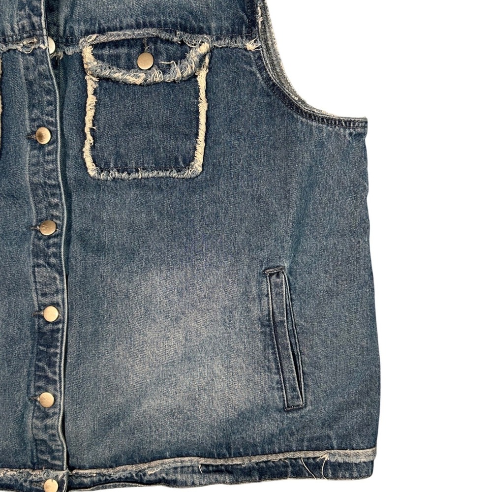 Denim Vest Blue Distressed Frayed Pockets Buttons Western Agnes Orinda Size 3X - Picture 4 of 8